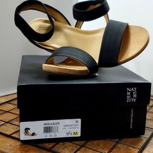 Naturalizer Angela Slingback Wedge Woman's Shoe